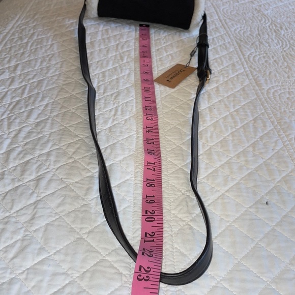 BEARPAW CROSS-BODY SHOULDER SADDLE-BAG BLACK Faux Suede & Shearling Trim - Picture 9 of 16